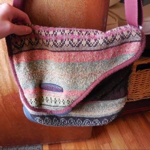 Keen sweater knit purse